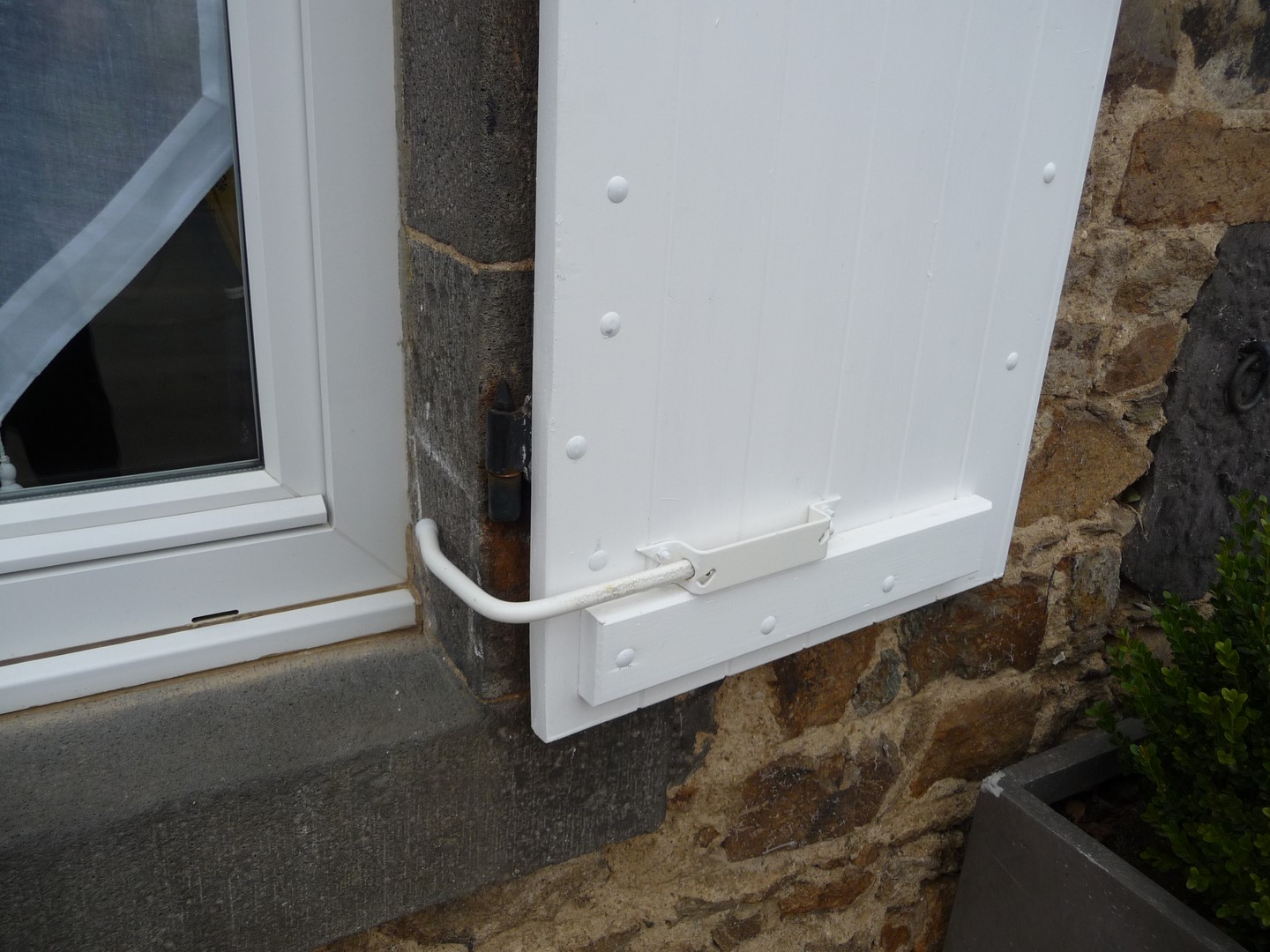 Bloque Volet Blanc - Gauche Standard pour Volet Bois – Image 3